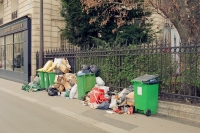 http://www.emileouroumov.fr/files/gimgs/th-53_28_rue de Madrid 8e_1_web.jpg